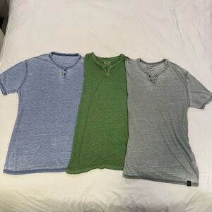Lucky Brand Men Bundle- Henley T-Shirt 3-Pack - Blue, Green, Gray w Graphic Tee
